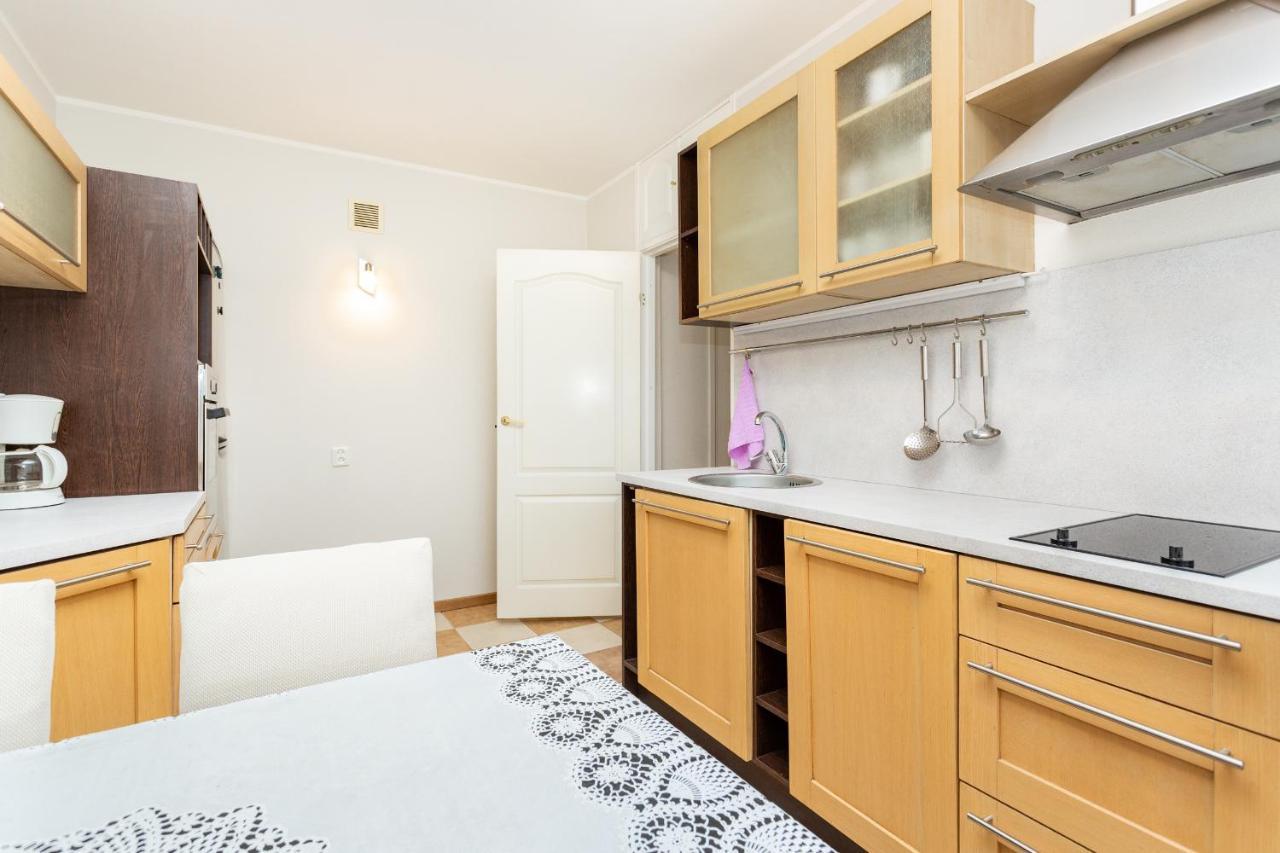3 Room Central Apartmend 90M2 Parking For One Car Fifth Floor And The Building Does Not Have An Elevator Tallinn Exteriör bild