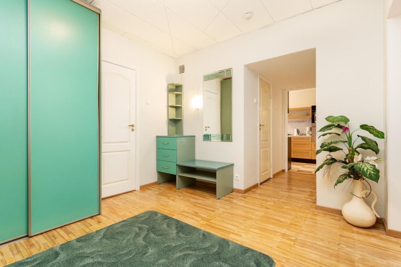 3 Room Central Apartmend 90M2 Parking For One Car Fifth Floor And The Building Does Not Have An Elevator Tallinn Exteriör bild
