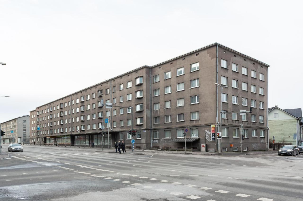 3 Room Central Apartmend 90M2 Parking For One Car Fifth Floor And The Building Does Not Have An Elevator Tallinn Exteriör bild