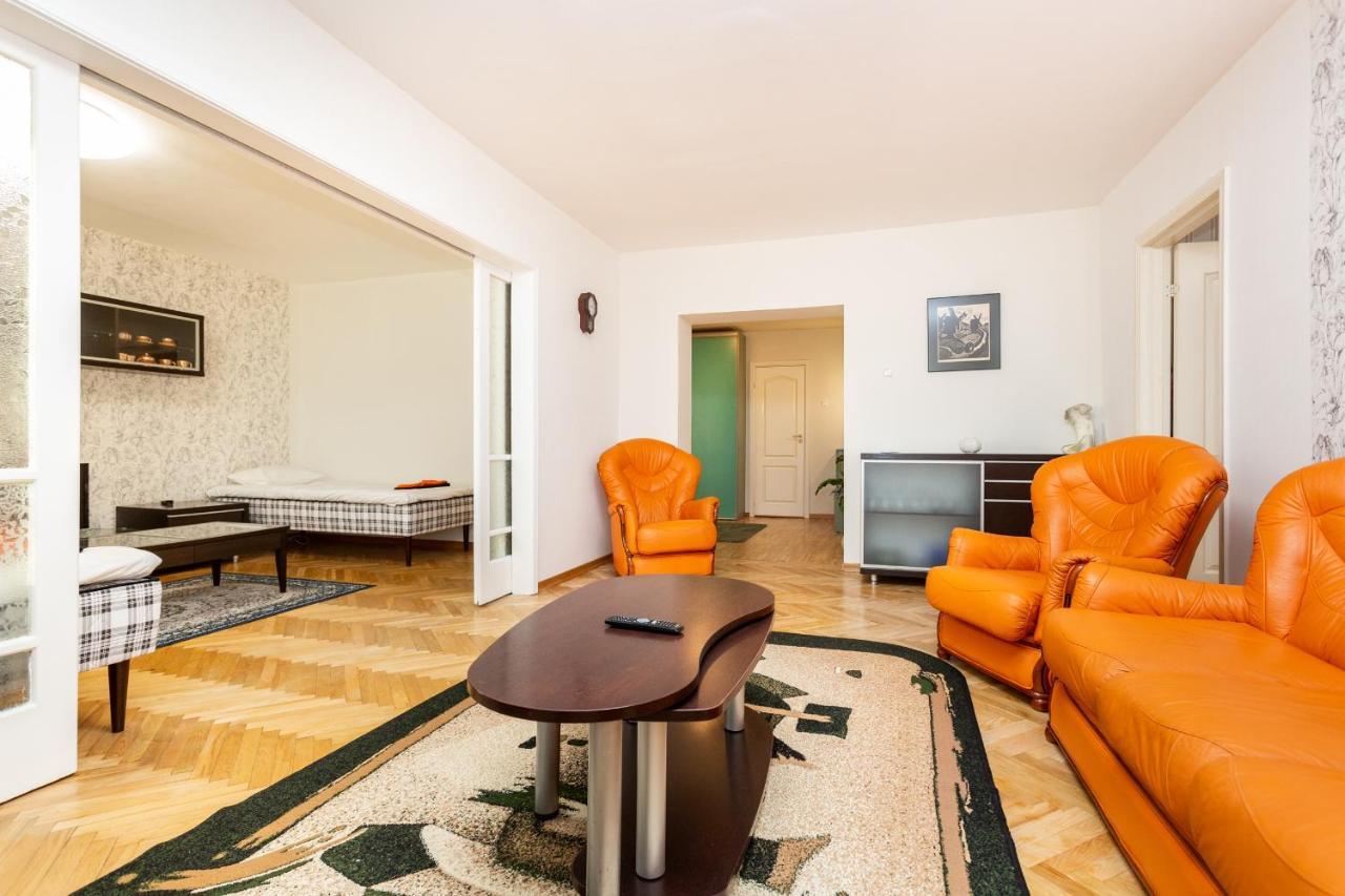 3 Room Central Apartmend 90M2 Parking For One Car Fifth Floor And The Building Does Not Have An Elevator Tallinn Exteriör bild