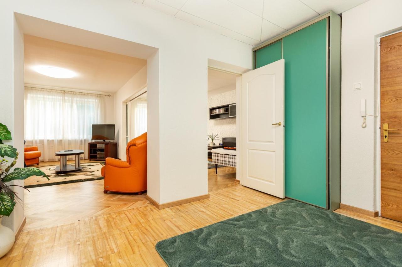 3 Room Central Apartmend 90M2 Parking For One Car Fifth Floor And The Building Does Not Have An Elevator Tallinn Exteriör bild